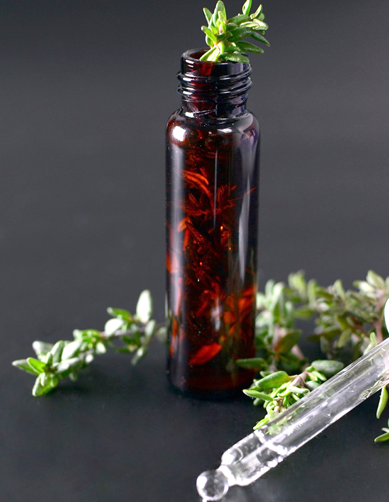 Mariniranje essential oils thyme