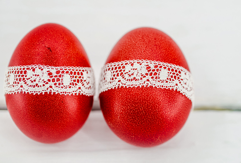 two red eggs photo by pvproductions from Freepik