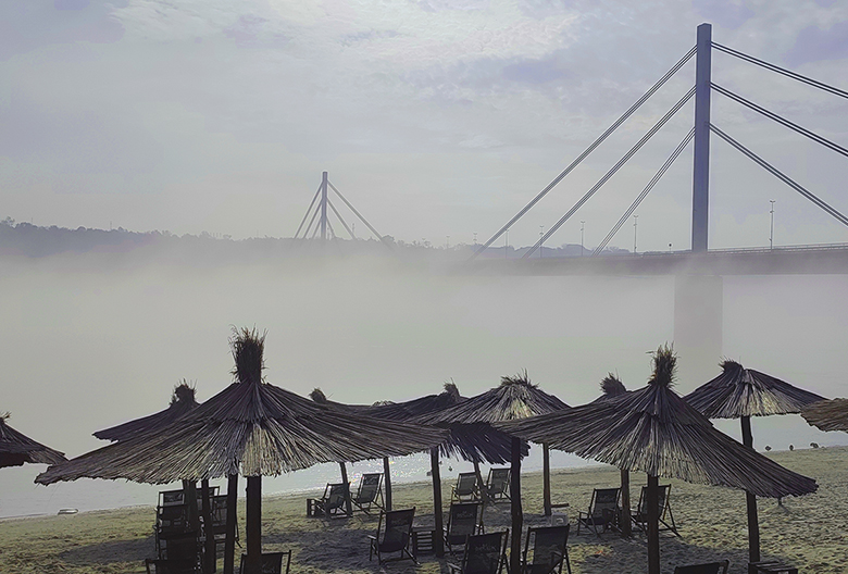 Magla Strand Dunav Foto Mariniranje