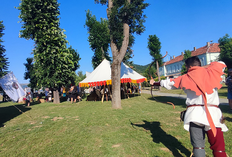 Dan srednjeg veka - strelicar Foto Mariniranje